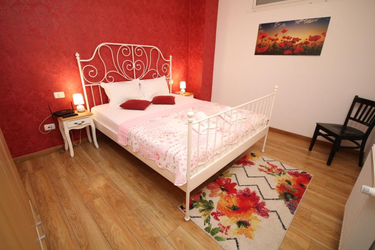Flowers Apartments ทิมิชัวรา ภายนอก รูปภาพ